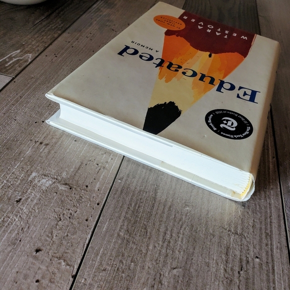 Educated A Memoir Hard Cover Book by Tara Westover #1 New York Times Bestseller - Picture 6 of 11